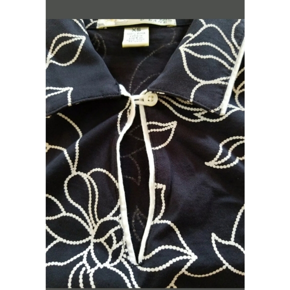 Magnolia lane Masters sleeveless collared golf top - Picture 6 of 6